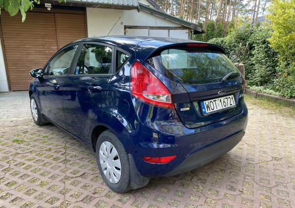 Ford Fiesta cena 9600 przebieg: 266250, rok produkcji 2010 z Józefów małe 46